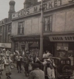Figure 3 21 High Street. Stacey 1.160 1954