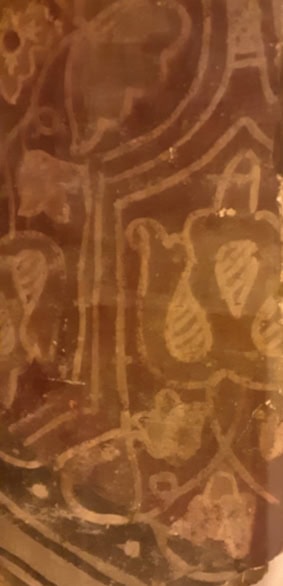 Figure 23 Wall painting from Campions, Sewards End, paint on lime plaster. On display in Saffron Walden Museum (uncatalogued)
